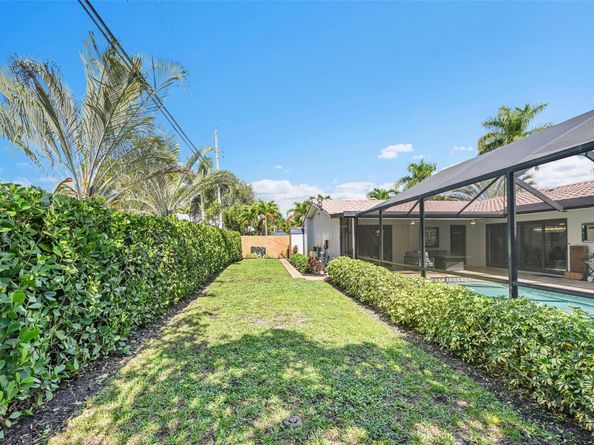 5281 NE 19th Ave, Fort Lauderdale FL 33308