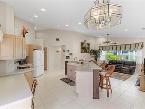 560 NW 110th Ave, Plantation FL 33324