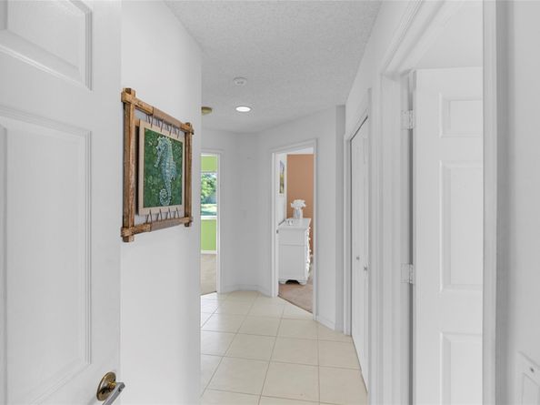 560 NW 110th Ave, Plantation FL 33324