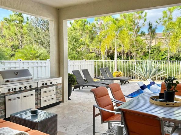 8655 NW 39th Court, Coral Springs FL 33065