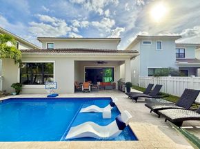 8655 NW 39th Court, Coral Springs FL 33065