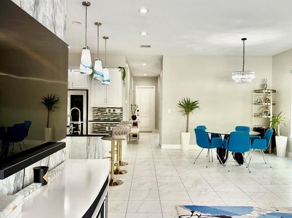 8655 NW 39th Court, Coral Springs FL 33065