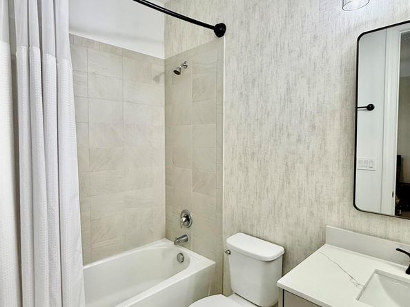 8655 NW 39th Court, Coral Springs FL 33065