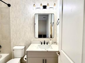 8655 NW 39th Court, Coral Springs FL 33065