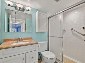 310 Pine Ridge Circle B1, Greenacres FL 33463