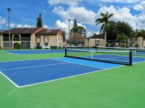 310 Pine Ridge Circle B1, Greenacres FL 33463