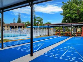 310 Pine Ridge Circle B1, Greenacres FL 33463