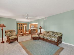 310 Pine Ridge Circle B1, Greenacres FL 33463