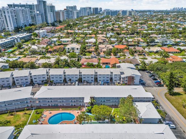 238 Hibiscus Ave 119, Lauderdale By The Sea FL 33308