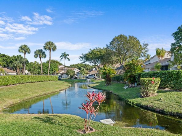 6735 Canary Palm Circle, Boca Raton FL 33433