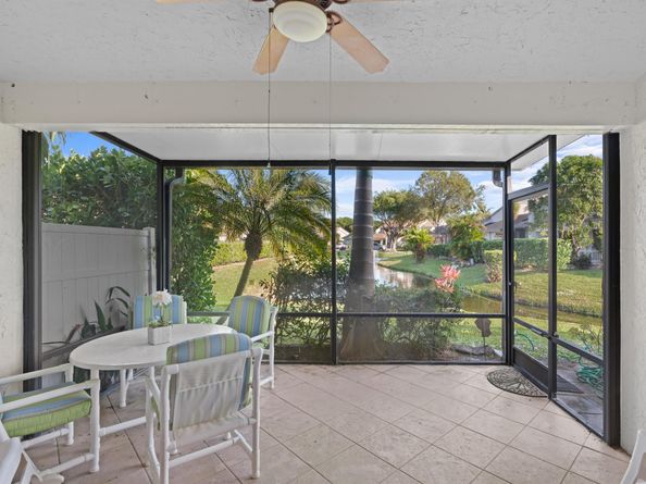 6735 Canary Palm Circle, Boca Raton FL 33433