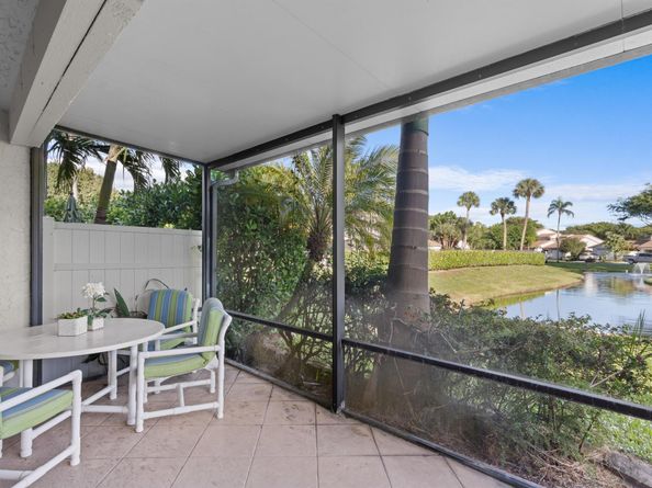 6735 Canary Palm Circle, Boca Raton FL 33433