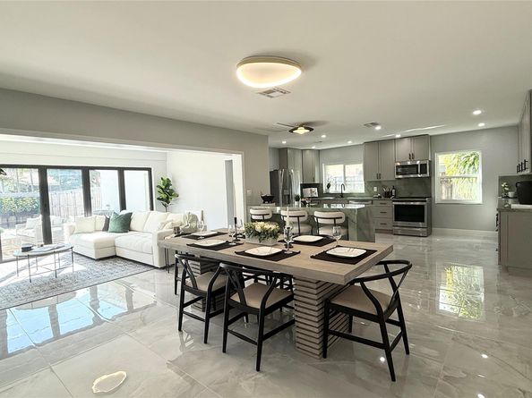 1424 Adams St, Hollywood FL 33020