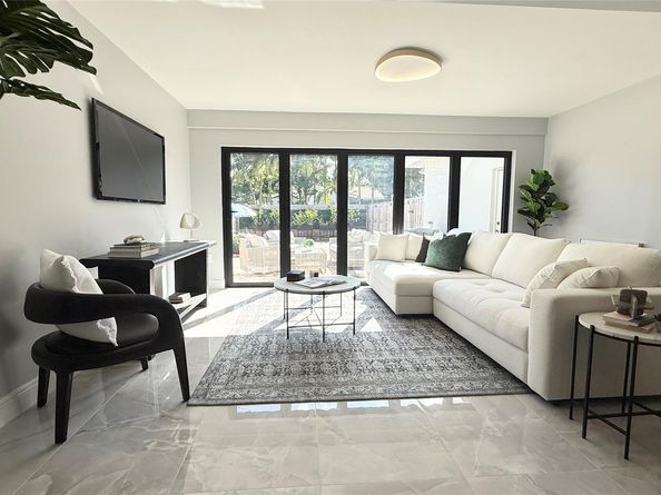 1424 Adams St, Hollywood FL 33020