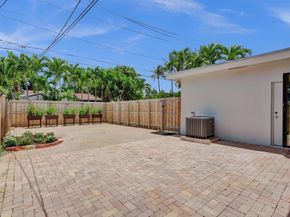 1424 Adams St, Hollywood FL 33020