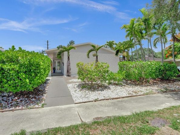 1424 Adams St, Hollywood FL 33020