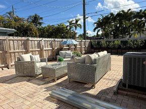 1424 Adams St, Hollywood FL 33020