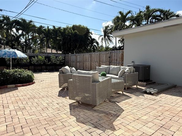 1424 Adams St, Hollywood FL 33020