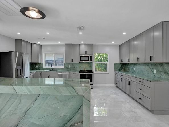 1424 Adams St, Hollywood FL 33020