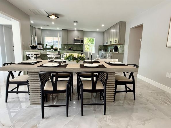 1424 Adams St, Hollywood FL 33020