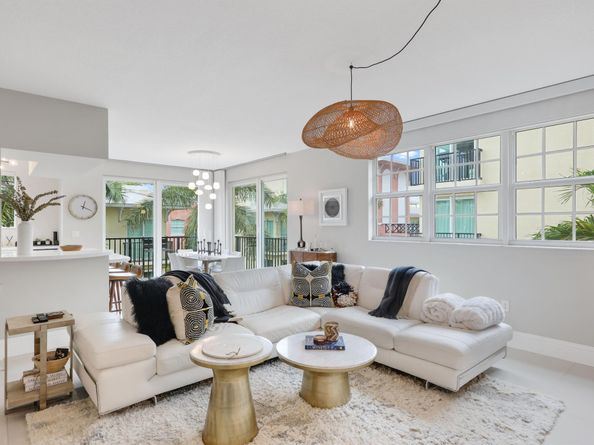 235 NE 1st Street 411, Delray Beach FL 33444