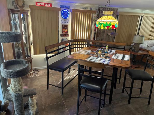 1865 SW 87th Ter, Davie FL 33324