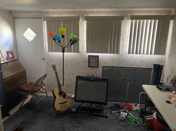 1865 SW 87th Ter, Davie FL 33324