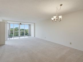 575 Oaks Ln 608, Pompano Beach FL 33069