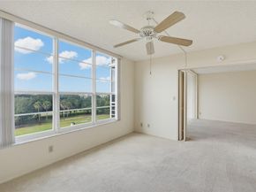 575 Oaks Ln 608, Pompano Beach FL 33069