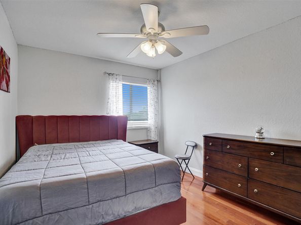 4030 Rocks Point Pl, Riviera Beach FL 33407