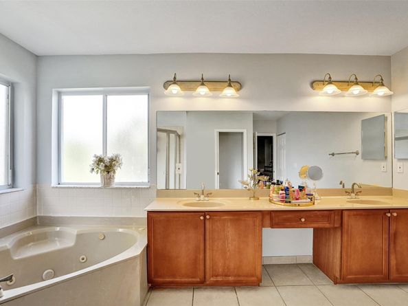 4030 Rocks Point Pl, Riviera Beach FL 33407