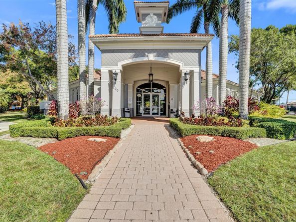 4030 Rocks Point Pl, Riviera Beach FL 33407