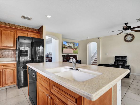 4030 Rocks Point Pl, Riviera Beach FL 33407