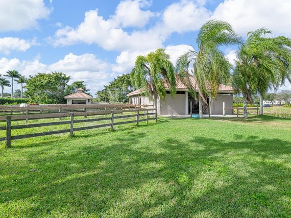 15360 Estancia Lane, Wellington FL 33414