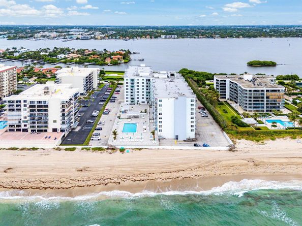 3450 S Ocean Boulevard 111, Palm Beach FL 33480