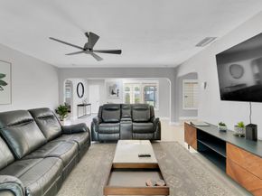 9611 NW 3rd St, Pembroke Pines FL 33024