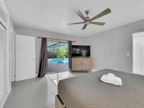 9611 NW 3rd St, Pembroke Pines FL 33024