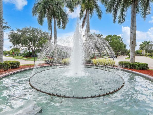 3527 Chesapeake Cir, Boynton Beach FL 33436