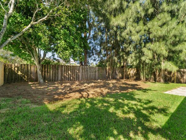 4903 Pinewood Avenue, West Palm Beach FL 33407