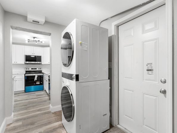 4903 Pinewood Avenue, West Palm Beach FL 33407