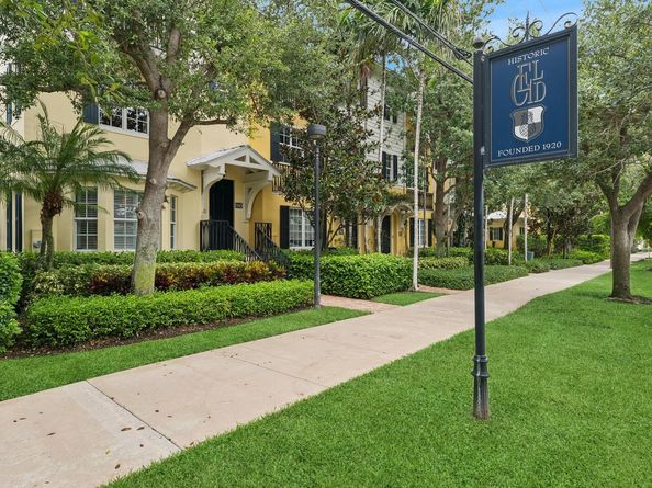 1945 S Olive Avenue, West Palm Beach FL 33401