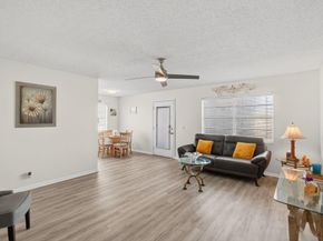 986 Normandy U, Delray Beach FL 33484