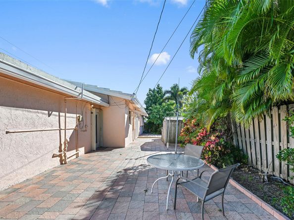 4521 Sea Grape Dr, Lauderdale By The Sea FL 33308