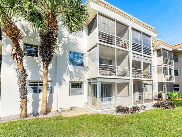 5701 NW 2nd Avenue 105, Boca Raton FL 33487