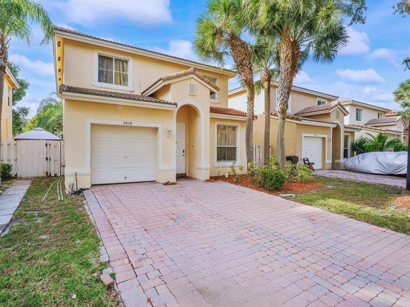 3958 Lake Tahoe Circle, West Palm Beach FL 33409