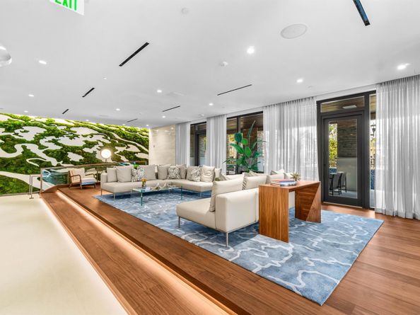 220 SE Mizner Boulevard Ph4, Boca Raton FL 33432