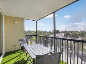 5260 NW 2nd Ave 402, Boca Raton FL 33487