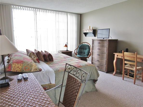 2661 S Course Dr 404, Pompano Beach FL 33069