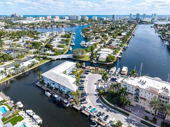 535 Hendricks Isle 104, Fort Lauderdale FL 33301