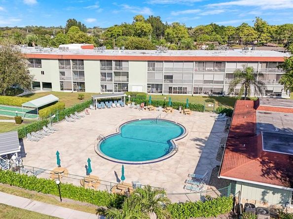 3100 Springdale Boulevard 310, Palm Springs FL 33461